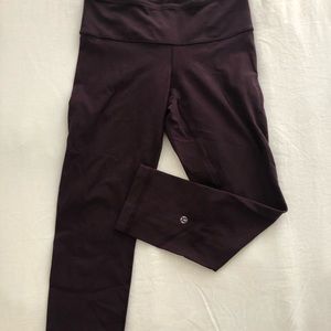 3/4 length Lululemon leggings